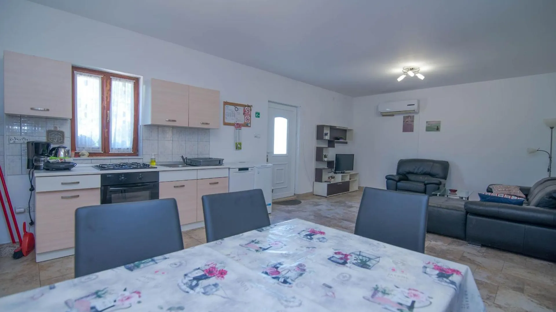 Wohnung Nika In Veli Losinj 0*,